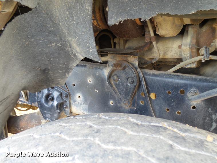 image for item DH9590 1984 Ford LT9000 flatbed truck with crane