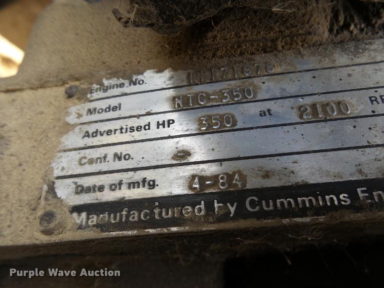 image for item DH9590 1984 Ford LT9000 flatbed truck with crane