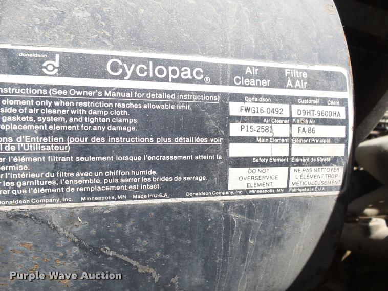 image for item DH9590 1984 Ford LT9000 flatbed truck with crane