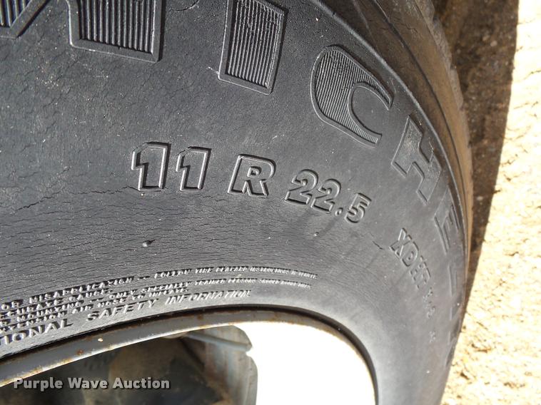 image for item DH9591 1990 Mack RD690S ready mix truck