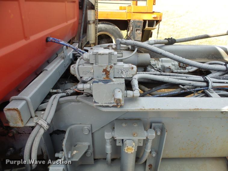 image for item DH9591 1990 Mack RD690S ready mix truck