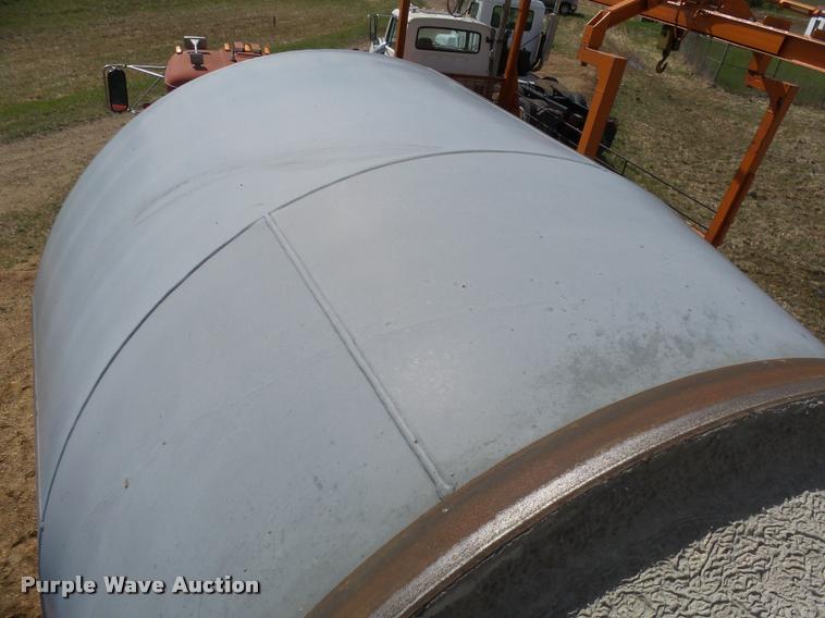 image for item DH9591 1990 Mack RD690S ready mix truck