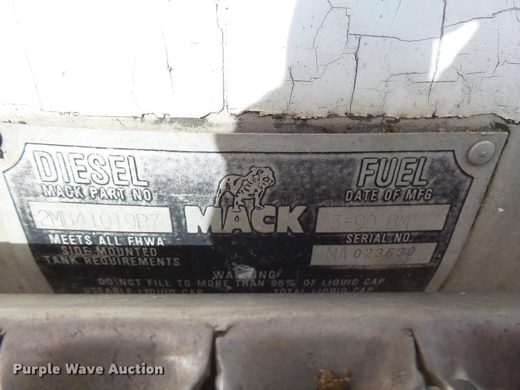 image for item DH9591 1990 Mack RD690S ready mix truck