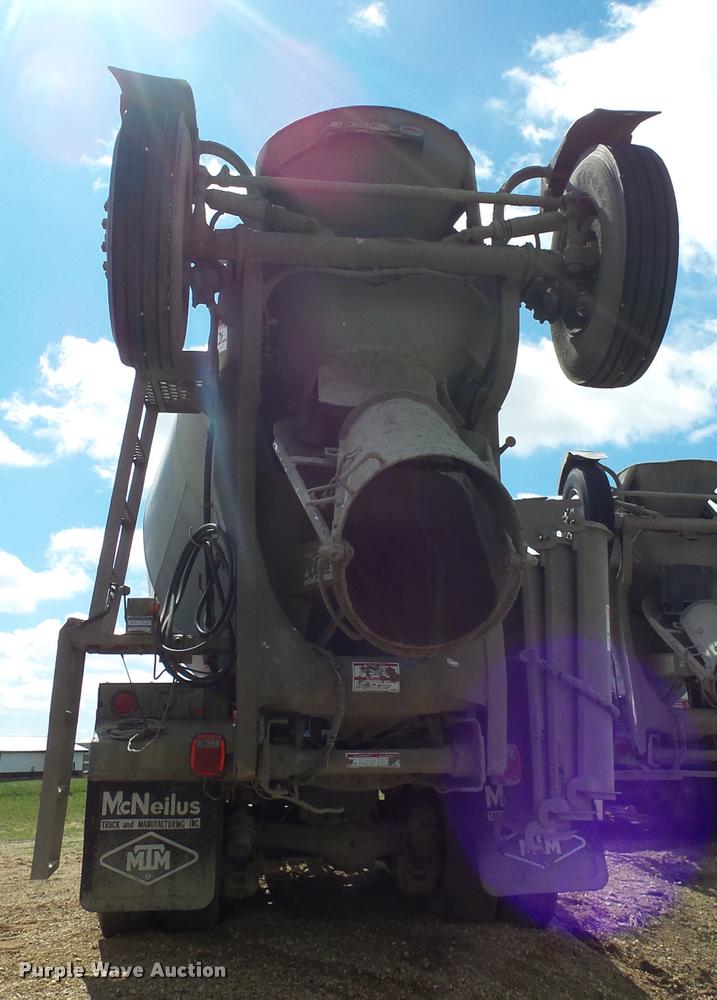 image for item DH9592 1991 Mack RD690S ready mix truck