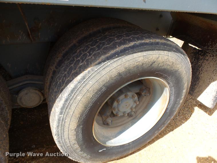 image for item DH9592 1991 Mack RD690S ready mix truck