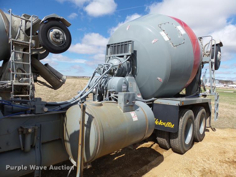 image for item DH9592 1991 Mack RD690S ready mix truck