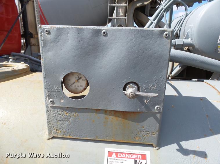 image for item DH9592 1991 Mack RD690S ready mix truck