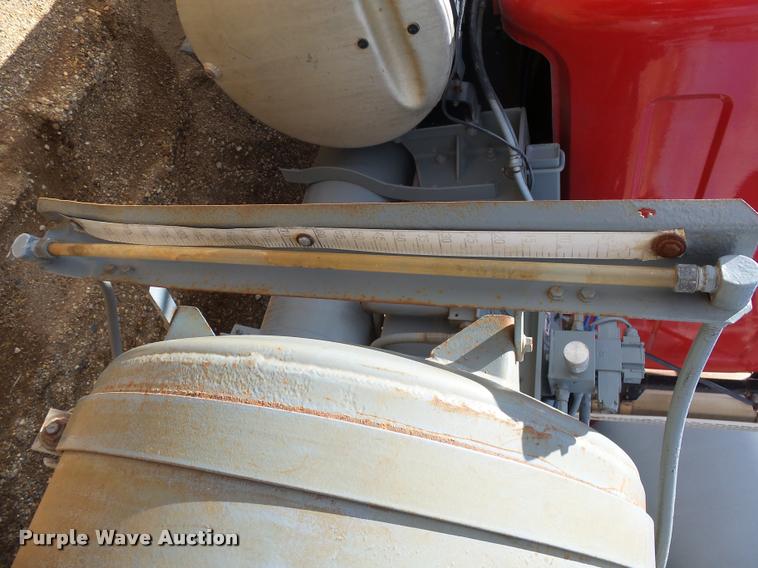 image for item DH9592 1991 Mack RD690S ready mix truck