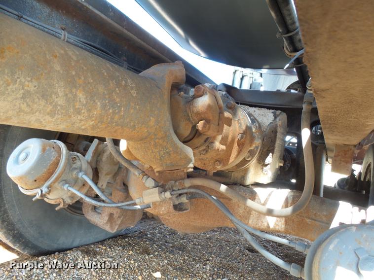 image for item DH9592 1991 Mack RD690S ready mix truck