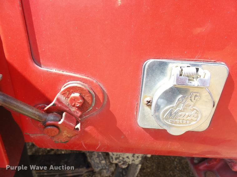 image for item DH9592 1991 Mack RD690S ready mix truck