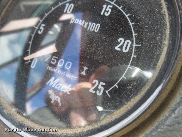 image for item DH9592 1991 Mack RD690S ready mix truck