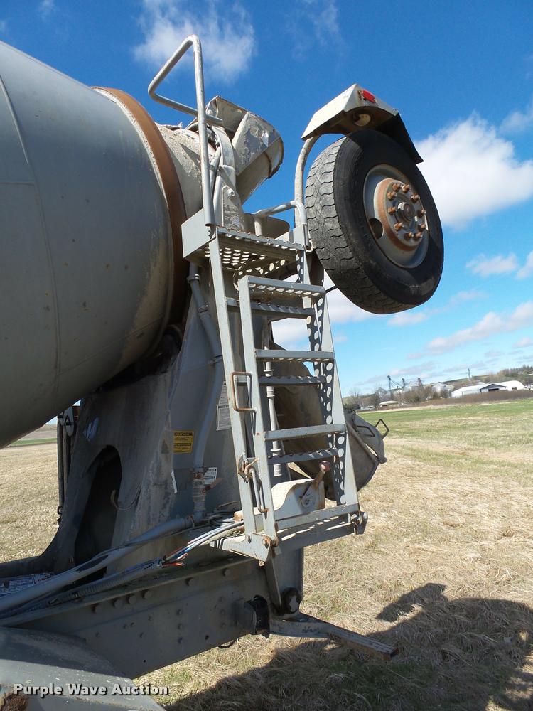 image for item DH9593 1987 International F2574 ready mix truck