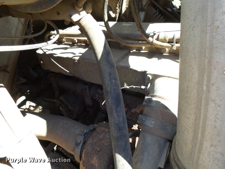 image for item DH9593 1987 International F2574 ready mix truck