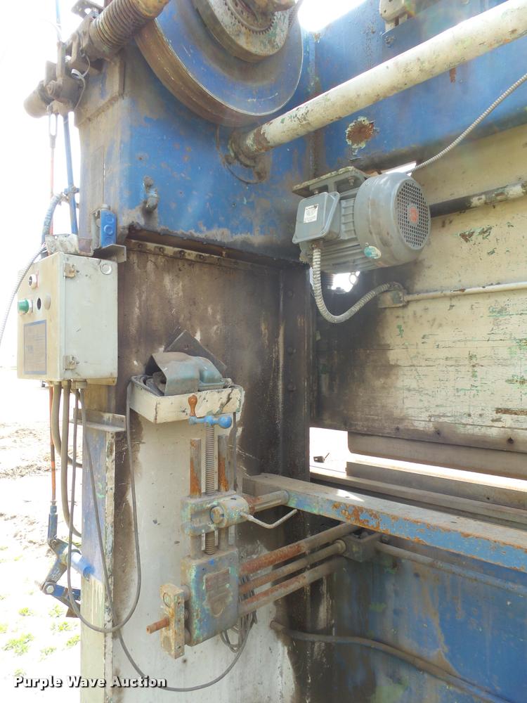 image for item DH9635 Ideas in Motion C-10 material bending press