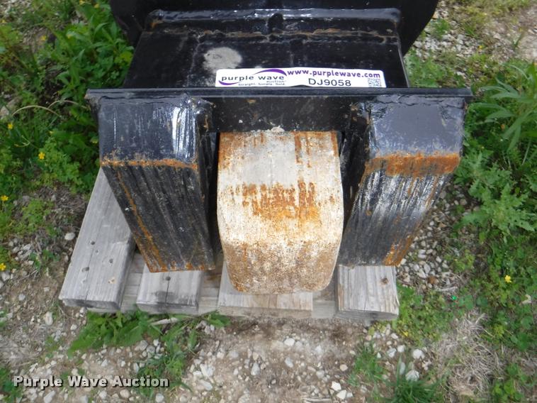 image for item DJ9058 Stanley DH1500 cyclone hammer