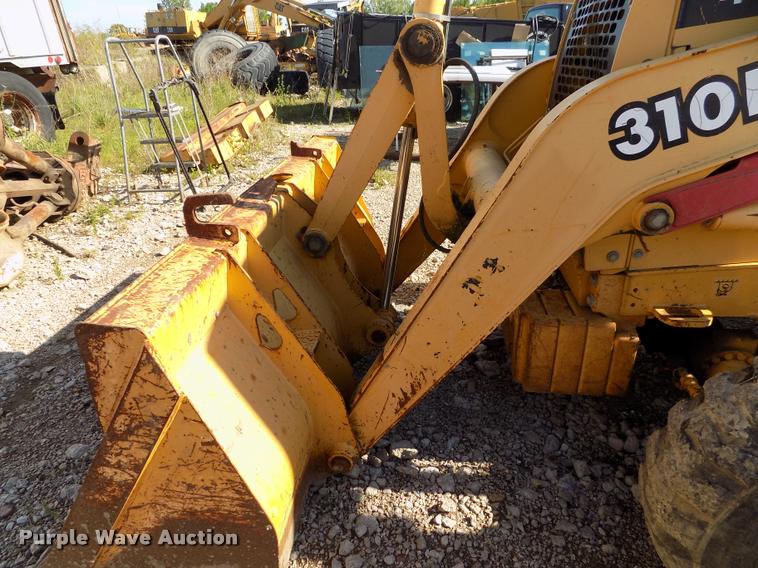 image for item DP9479 1999 John Deere 310E backhoe