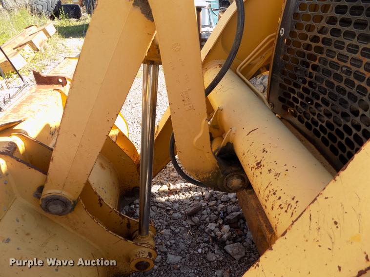 image for item DP9479 1999 John Deere 310E backhoe