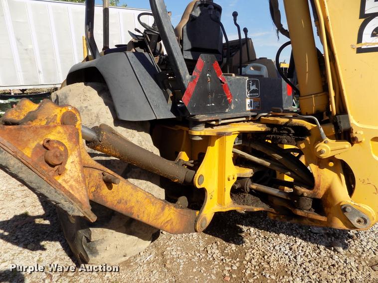image for item DP9479 1999 John Deere 310E backhoe