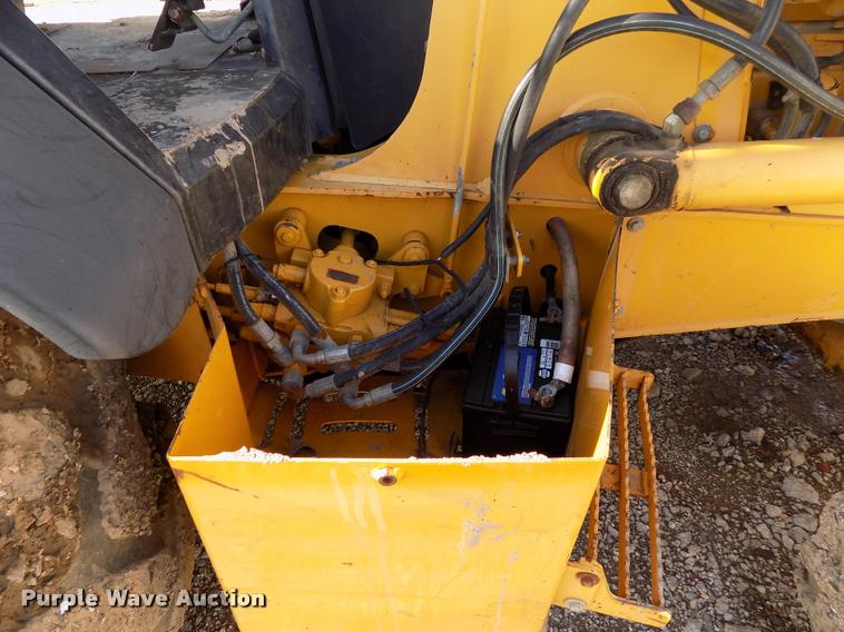 image for item DP9479 1999 John Deere 310E backhoe