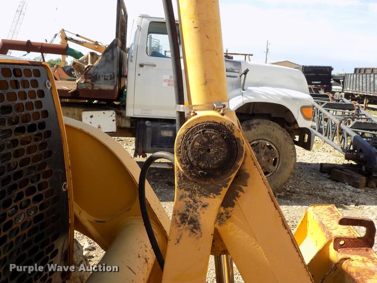 image for item DP9479 1999 John Deere 310E backhoe