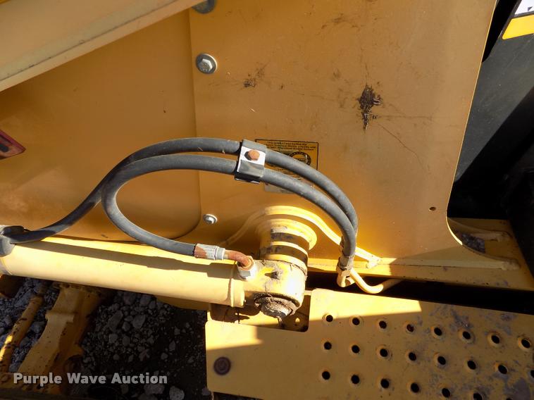 image for item DP9479 1999 John Deere 310E backhoe