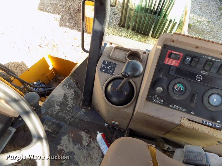 image for item DP9479 1999 John Deere 310E backhoe