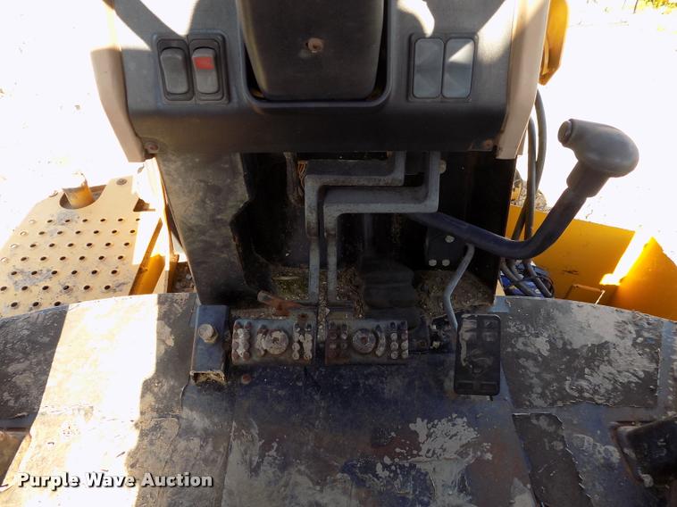 image for item DP9479 1999 John Deere 310E backhoe