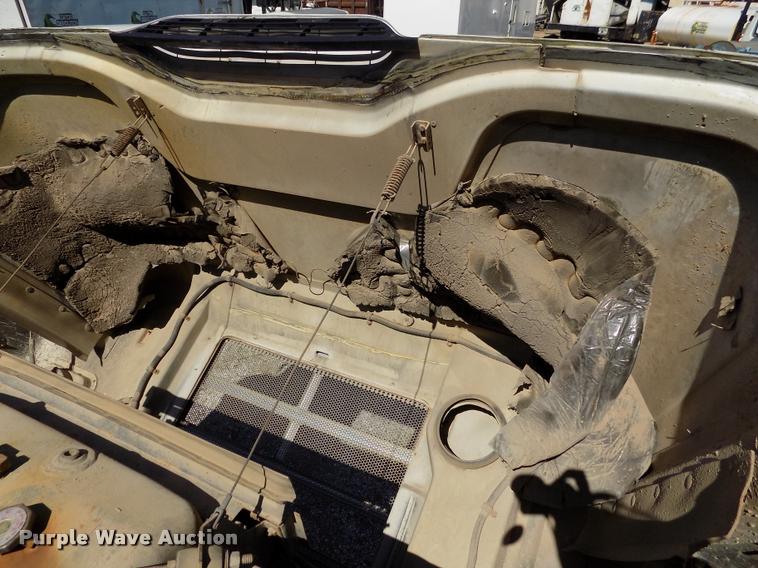 image for item DP9482 1989 International 2375 service truck