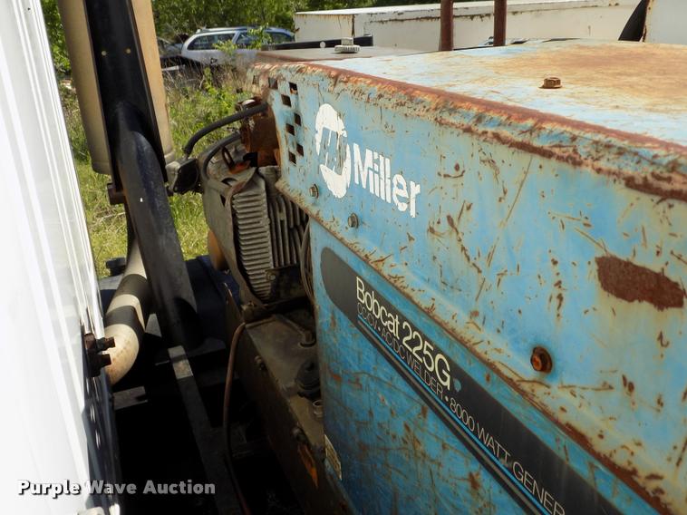 image for item DP9482 1989 International 2375 service truck