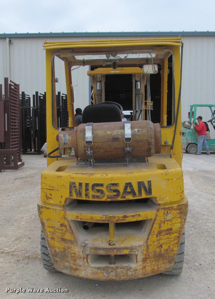 image for item J2520 Nissan UF03 forklift