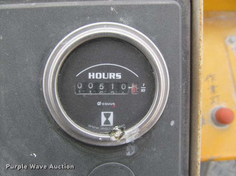 image for item J2520 Nissan UF03 forklift