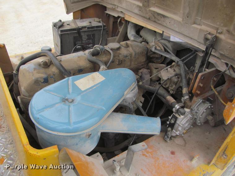 image for item J2520 Nissan UF03 forklift