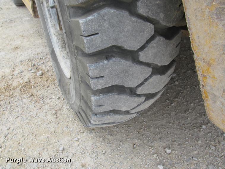 image for item J2520 Nissan UF03 forklift