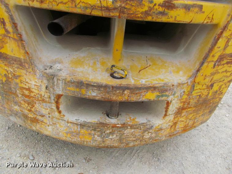 image for item J2520 Nissan UF03 forklift