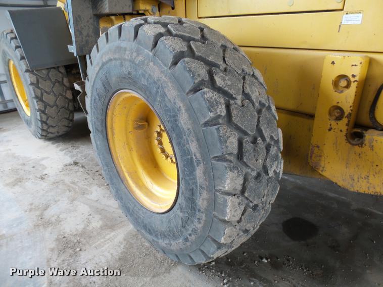 image for item K1897 2003 Komatsu WA180-3MC wheel loader