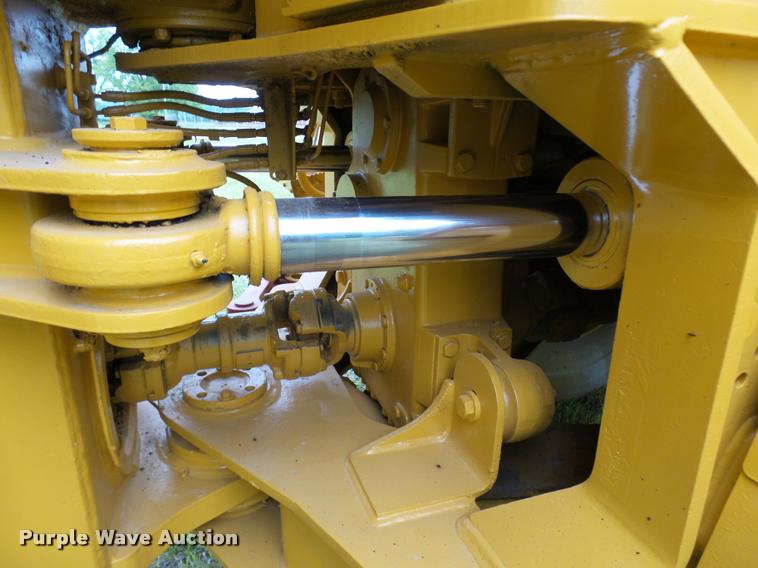 image for item K1898 2005 John Deere 400D haul truck