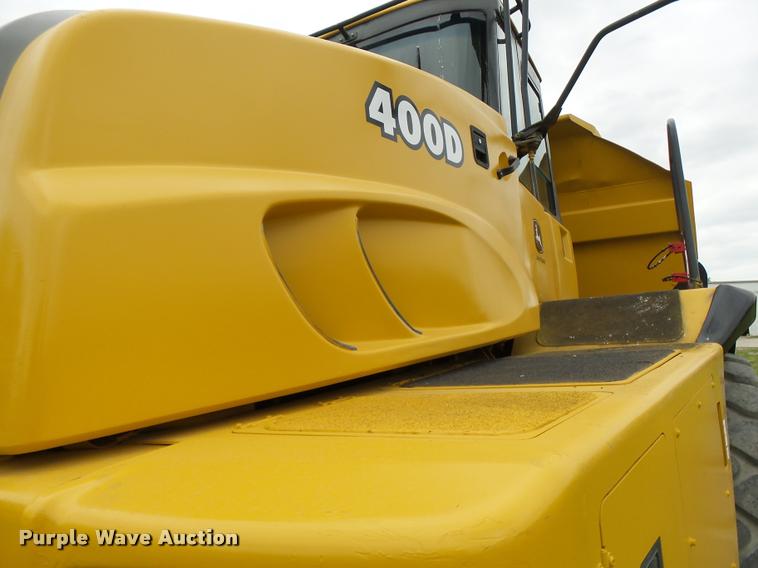 image for item K1898 2005 John Deere 400D haul truck