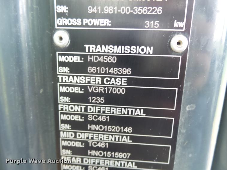 image for item K1898 2005 John Deere 400D haul truck