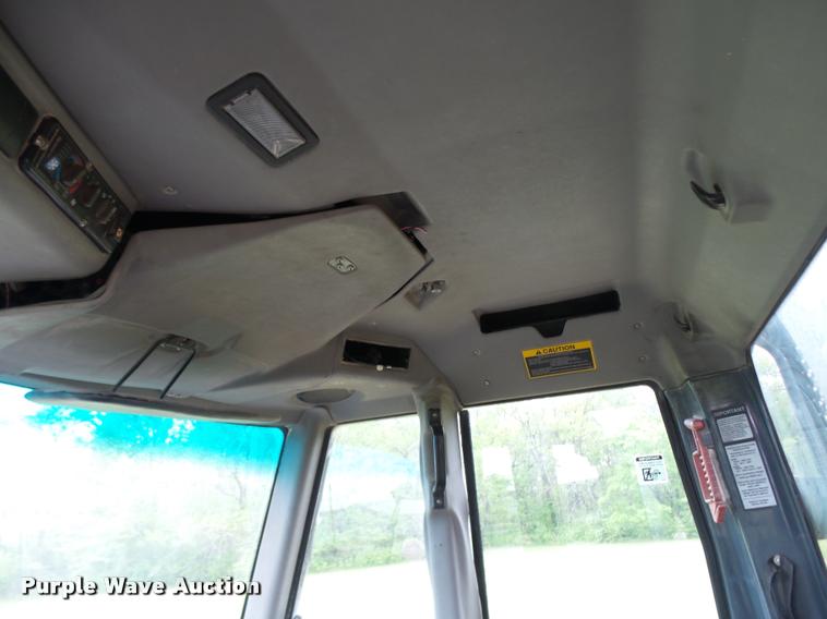 image for item K1898 2005 John Deere 400D haul truck