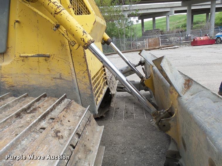 image for item K1903 1999 Komatsu D65PX-12 dozer