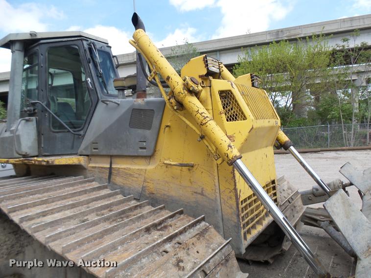 image for item K1903 1999 Komatsu D65PX-12 dozer