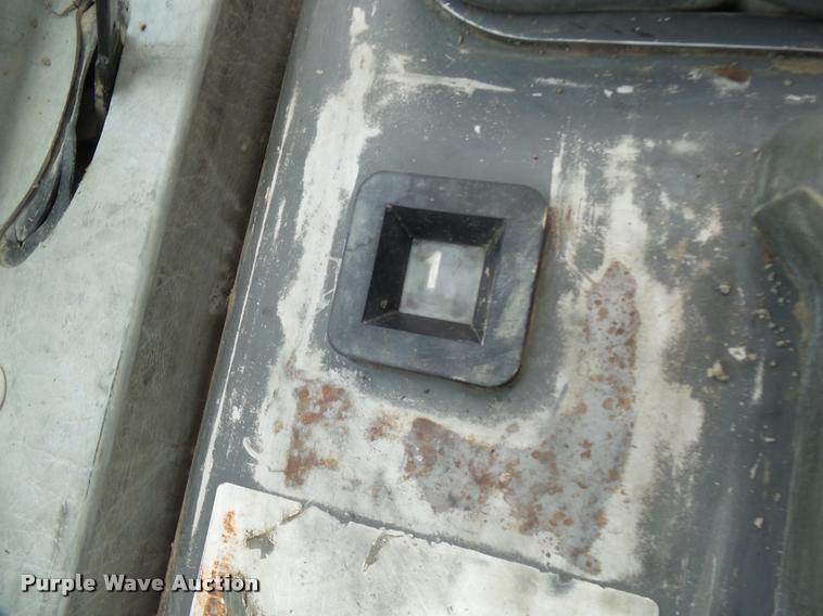 image for item K1903 1999 Komatsu D65PX-12 dozer