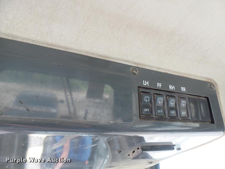 image for item K1903 1999 Komatsu D65PX-12 dozer