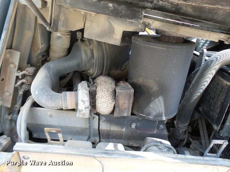 image for item K1903 1999 Komatsu D65PX-12 dozer