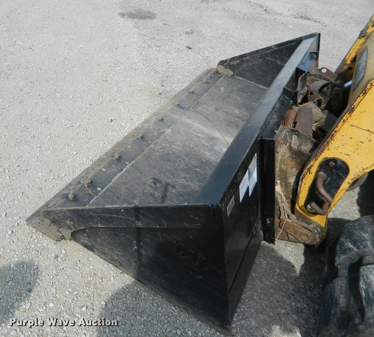 image for item K2575 2009 Caterpillar 279C skid steer