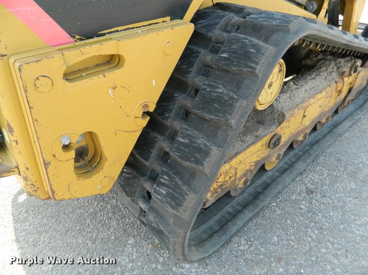 image for item K2575 2009 Caterpillar 279C skid steer