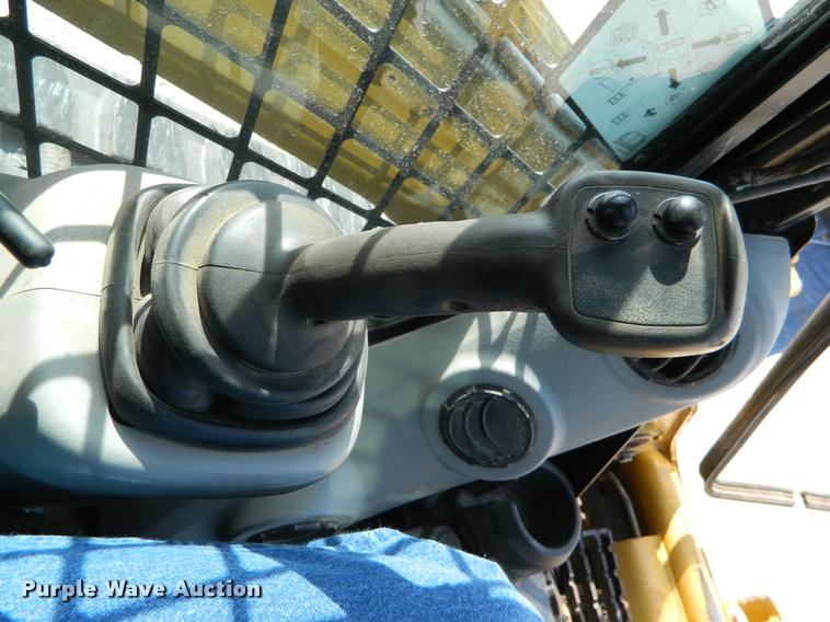 image for item K2575 2009 Caterpillar 279C skid steer
