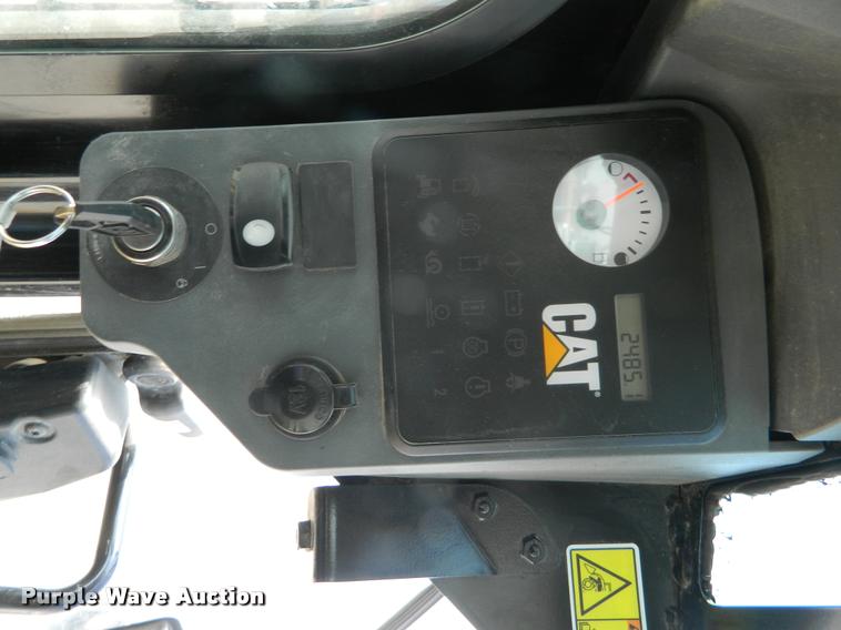 image for item K2575 2009 Caterpillar 279C skid steer