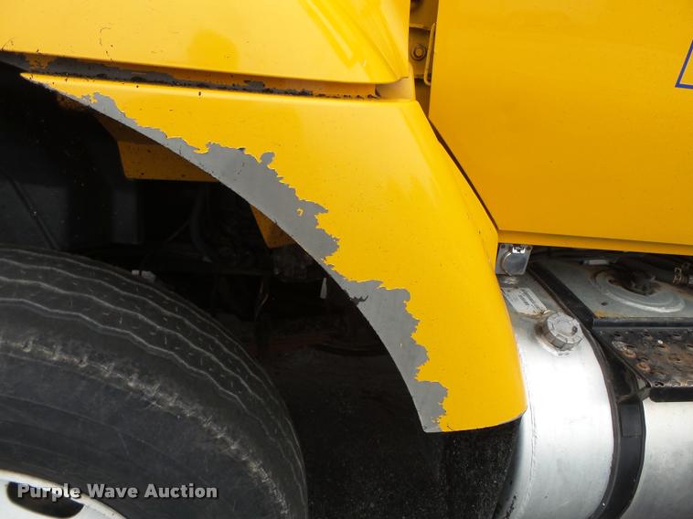 image for item K3278 2006 International 7400 dump truck