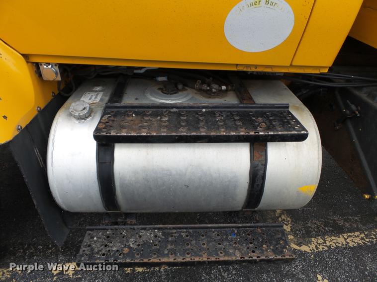 image for item K3278 2006 International 7400 dump truck